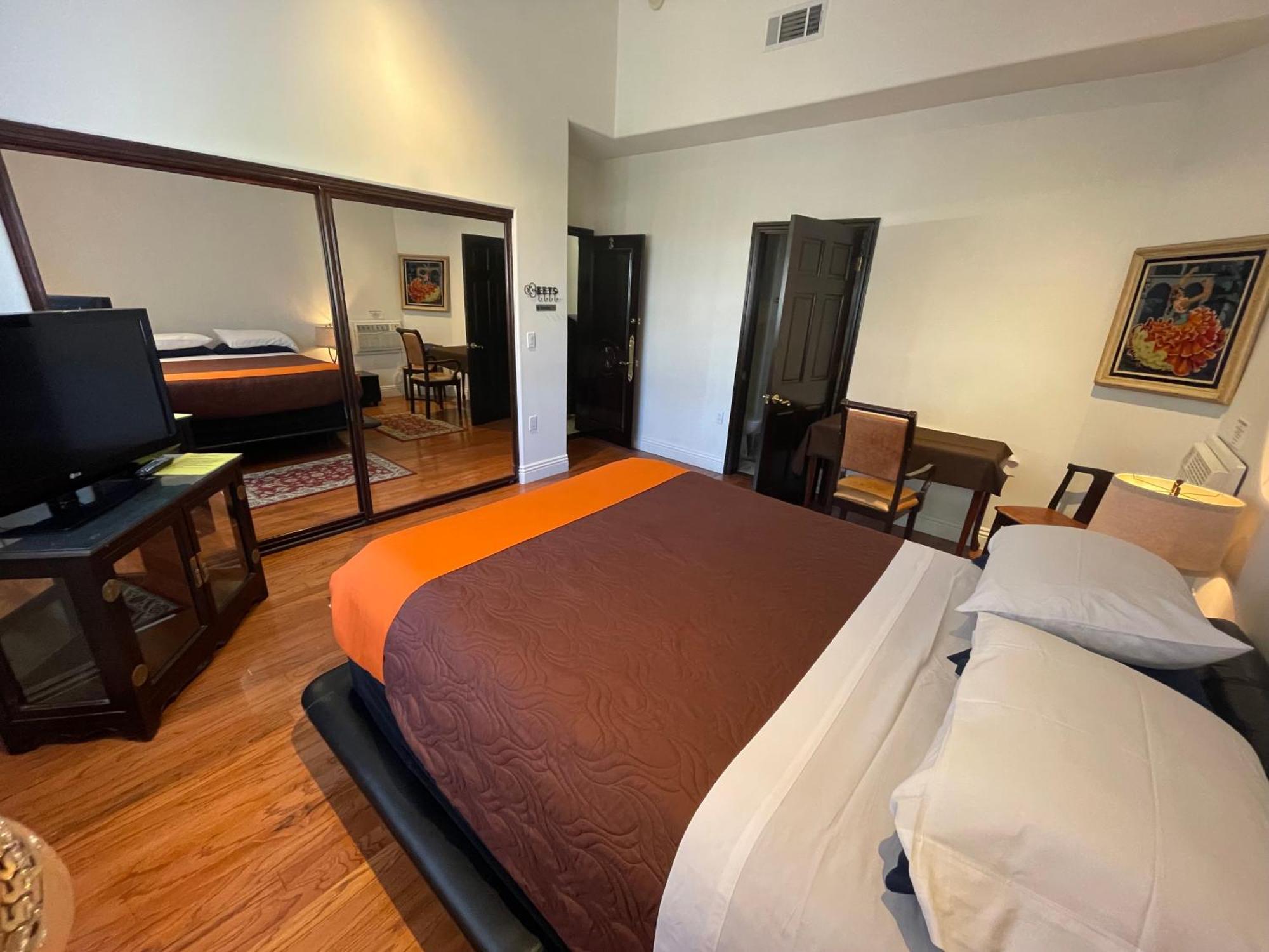 Entire Second Flr - Santa Monica Luxury Roman Villa Los Angeles Exteriör bild