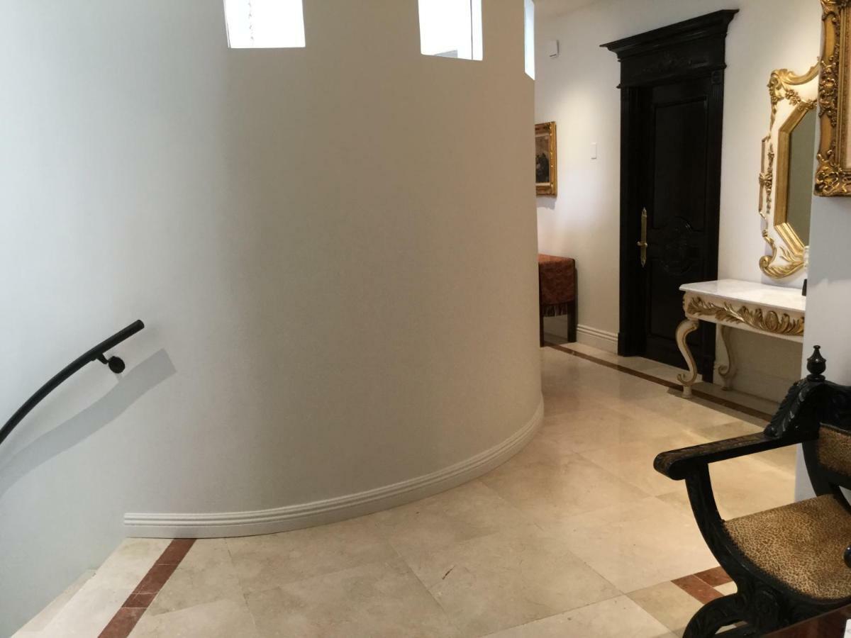 Entire Second Flr - Santa Monica Luxury Roman Villa Los Angeles Exteriör bild