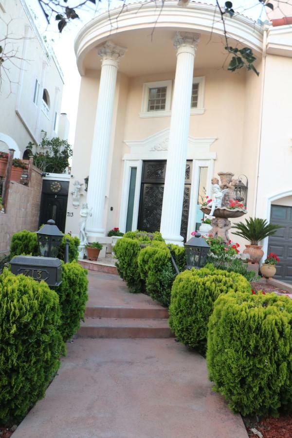 Entire Second Flr - Santa Monica Luxury Roman Villa Los Angeles Exteriör bild