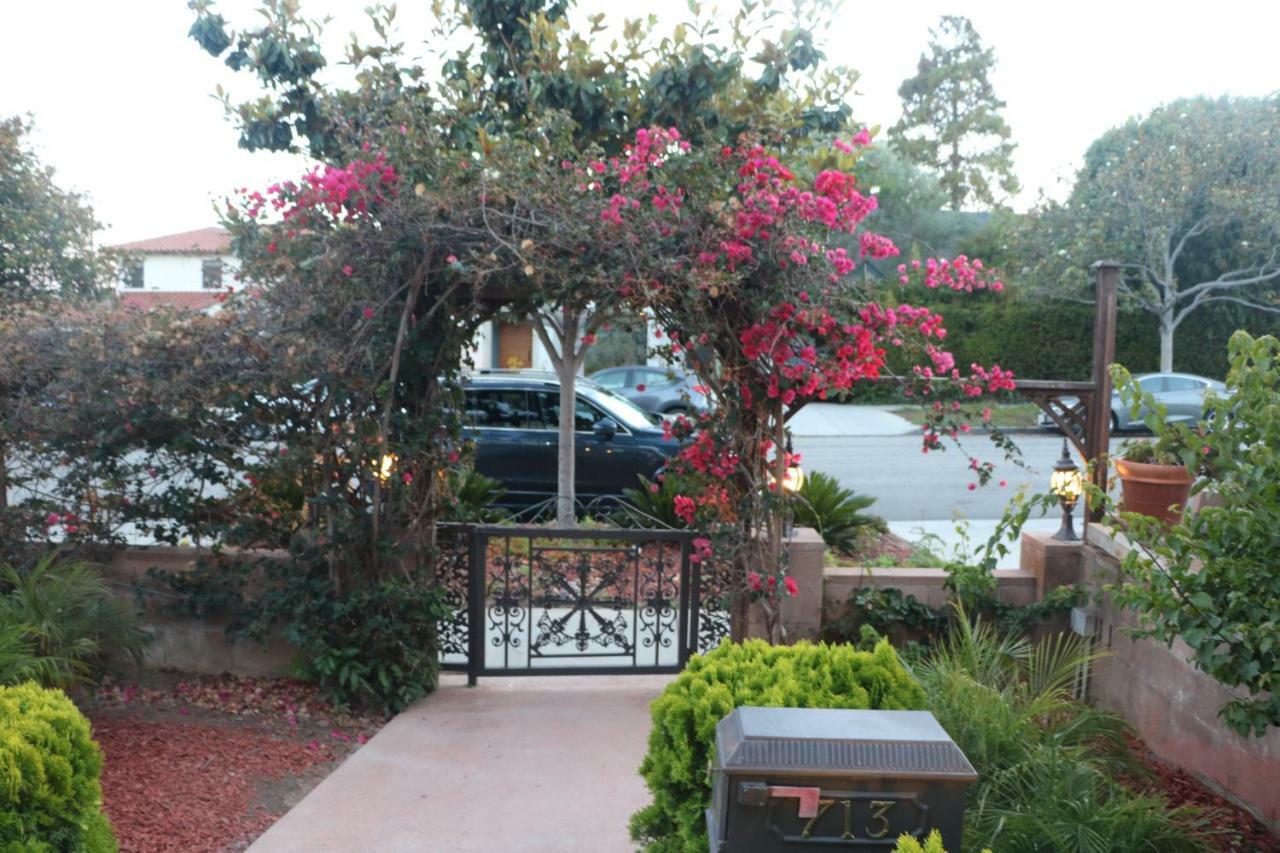 Entire Second Flr - Santa Monica Luxury Roman Villa Los Angeles Exteriör bild