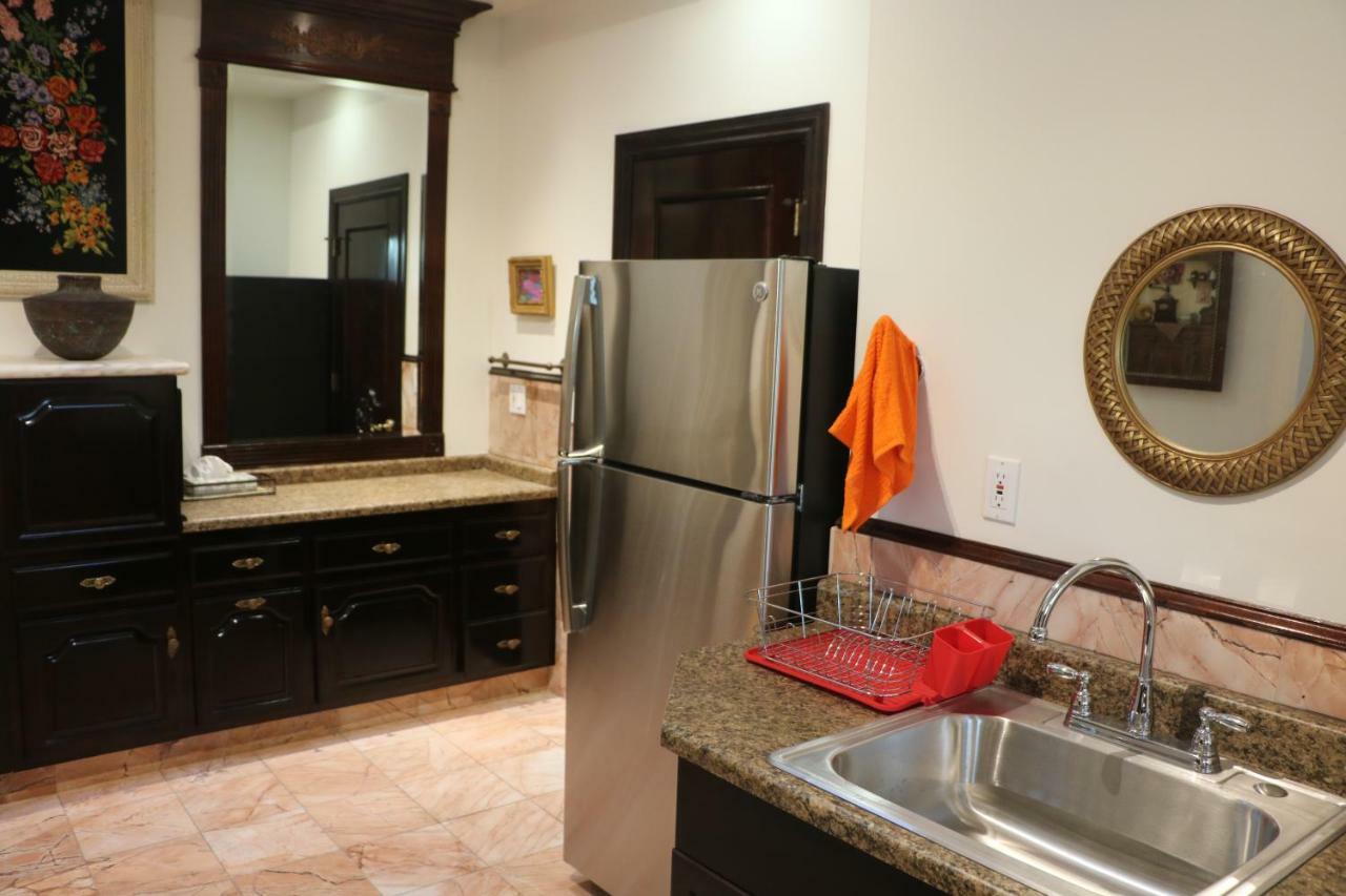 Entire Second Flr - Santa Monica Luxury Roman Villa Los Angeles Exteriör bild
