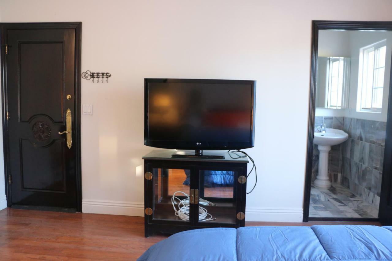 Entire Second Flr - Santa Monica Luxury Roman Villa Los Angeles Exteriör bild